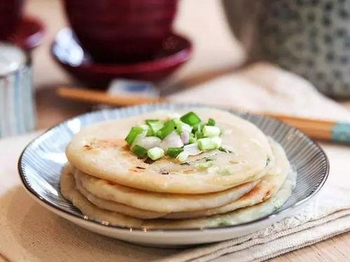 吃老板的饼吃同事的瓜,职场美食文化的温馨瞬间