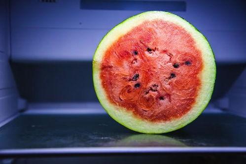 特别大的瓜怎么吃,揭秘特别大瓜的多样食用方法